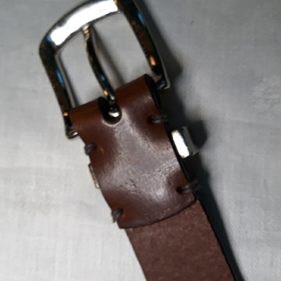 Essentials by Bosca brown leather belt. 36 inches long - Picture 3 of 7